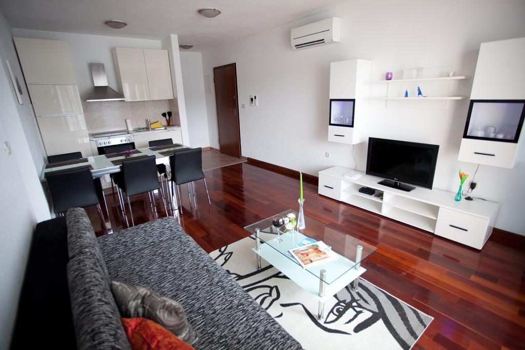 Apartments Svjetlana Trogir Phòng bức ảnh