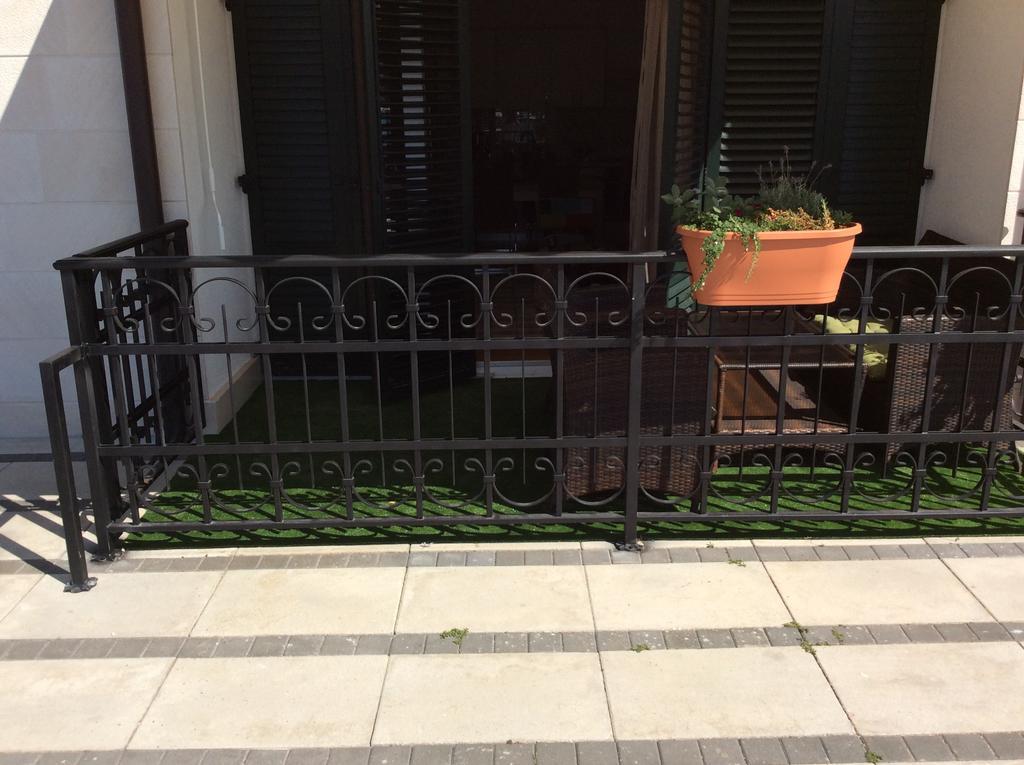 Apartments Svjetlana Trogir Ngoại thất bức ảnh