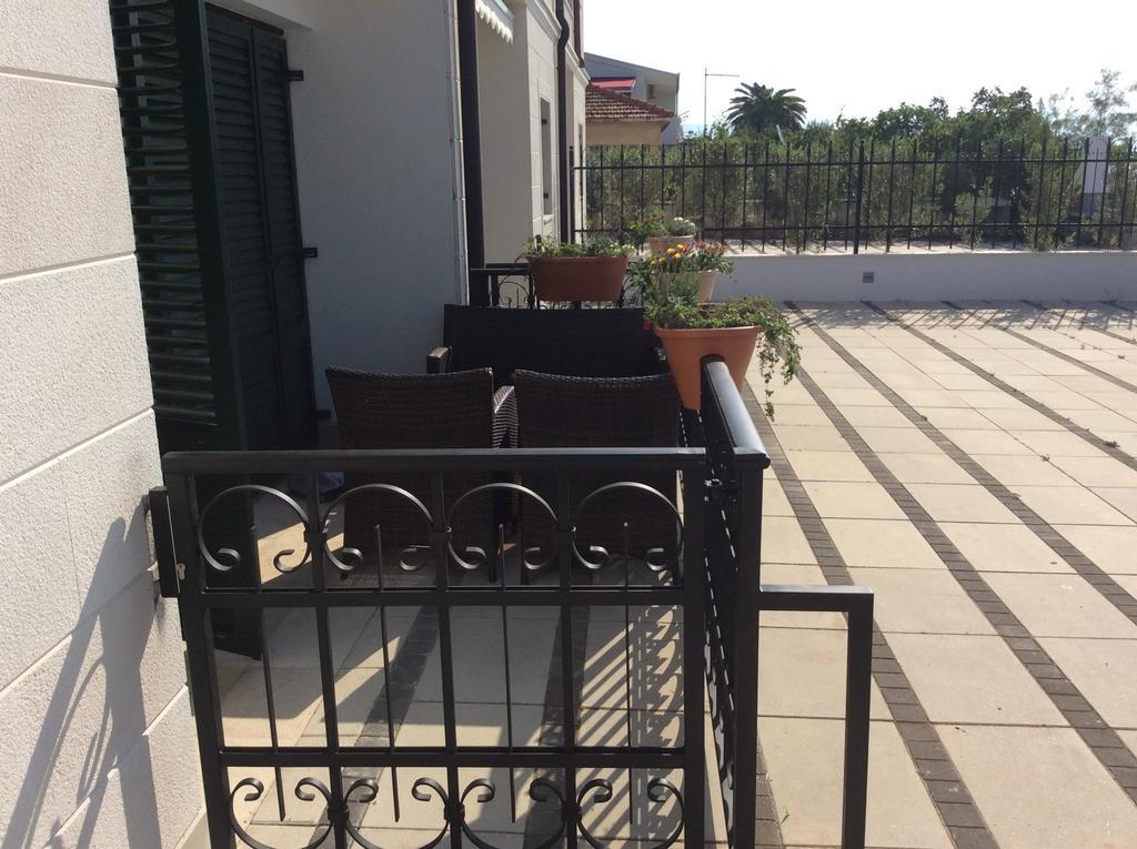 Apartments Svjetlana Trogir Ngoại thất bức ảnh