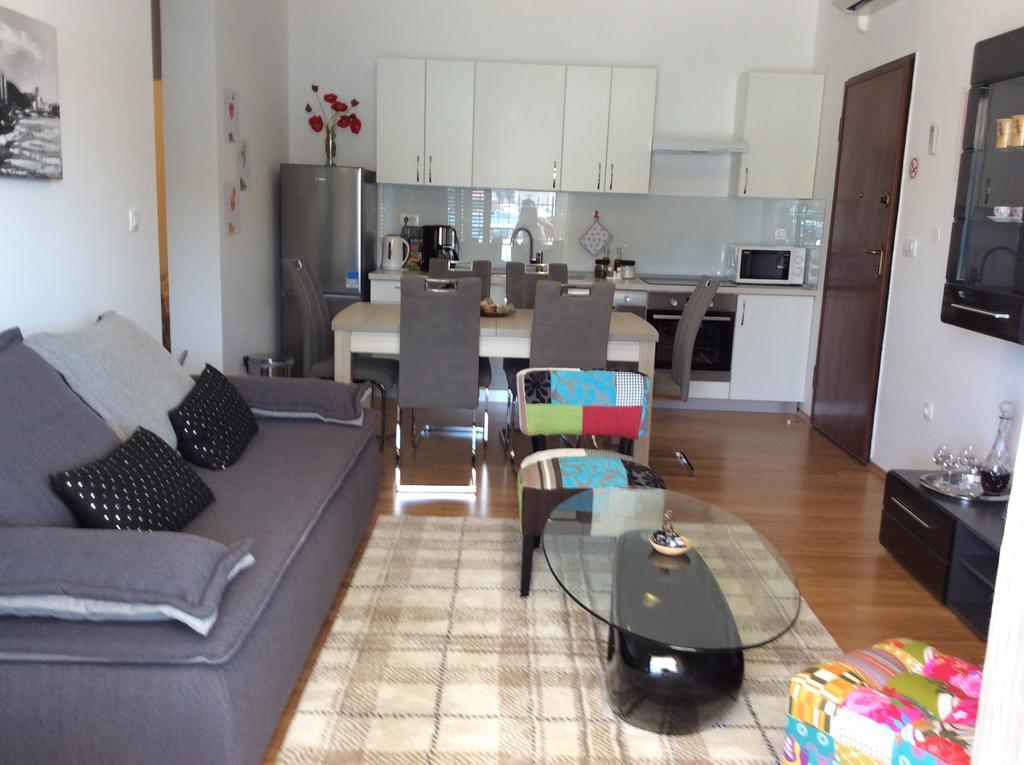 Apartments Svjetlana Trogir Ngoại thất bức ảnh