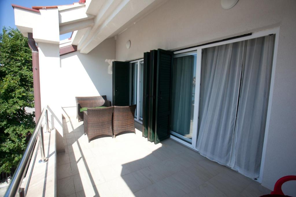 Apartments Svjetlana Trogir Phòng bức ảnh